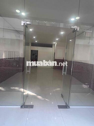 CHO THUÊ CĂN GỐC 2 Mt  trệt suốt