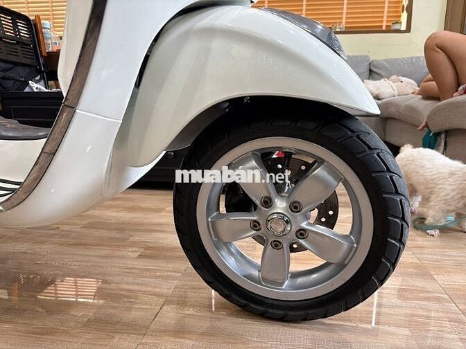 Piaggio Vespa 125cc 2015 bs 60f1-70908