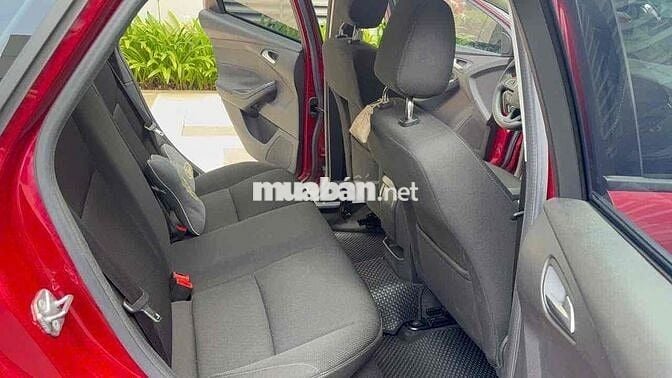 Ford Focus Trend 5 cửa 2018 Đỏ 61.200 km 1 chủ