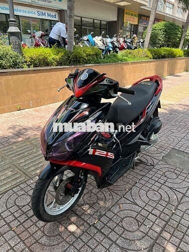 Honda Air Blade Mắt cú 125cc Đen, Đỏ