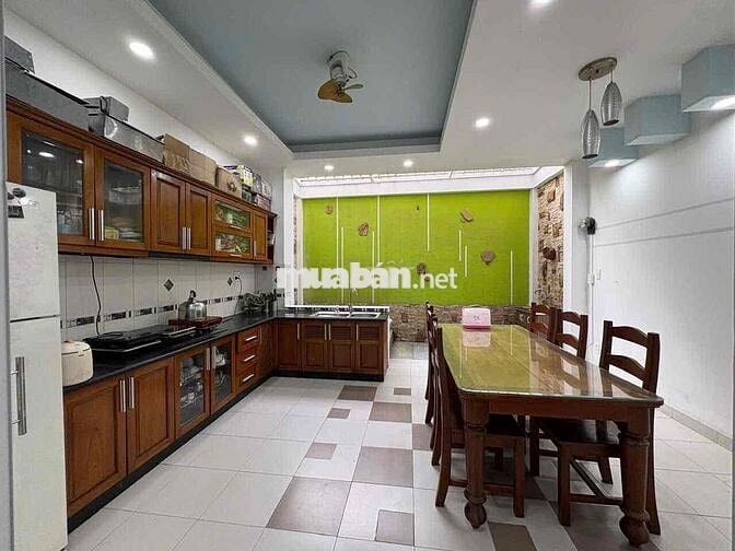 NHÀ PHỐ KHU PENHOUSE GẦN GIGAMAL