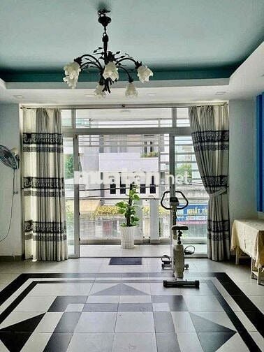 NHÀ PHỐ KHU PENHOUSE GẦN GIGAMAL