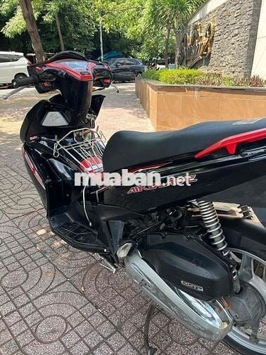 Honda Air Blade Mắt cú 125cc Đen, Đỏ