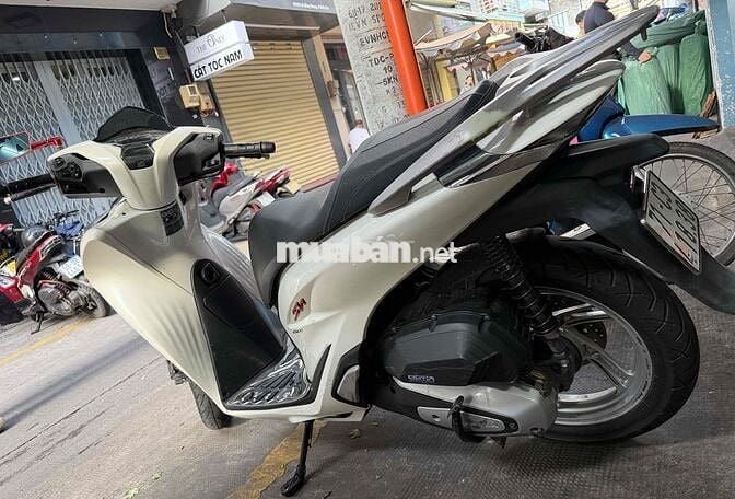 Honda SH 150i ABS 2021 Trắng đen