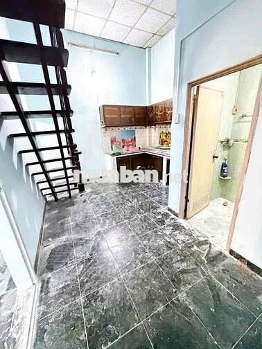 Cho ghuê nhà mới sơn sửa 5x15m đúc lửng 2pn 2wc 8.5tr gò dầu
