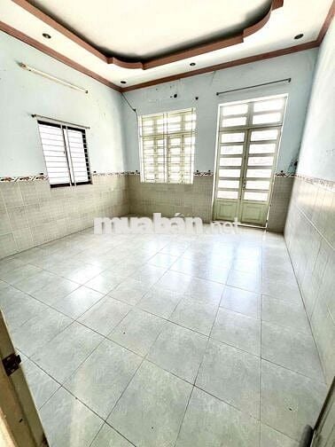 Cho thuê nhà hẻm 6m thông 4.5x16m 1 lầu 2pn 2wc 10tr gần chợ tiện lợi