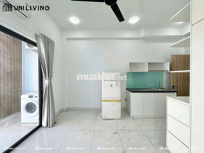 Studio ban công mới ngay Phạm Văn Đồng free xe + dịch vụ