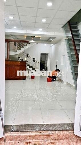 Cho thuê nhà hẻm xe hơi 4x13m 2 lầu st 4pn 3wc 12tr gần chợ tân hương