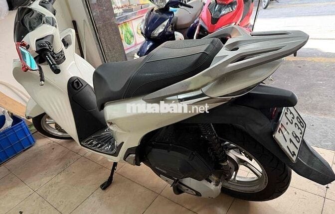 Honda SH 150i ABS 2021 Trắng đen
