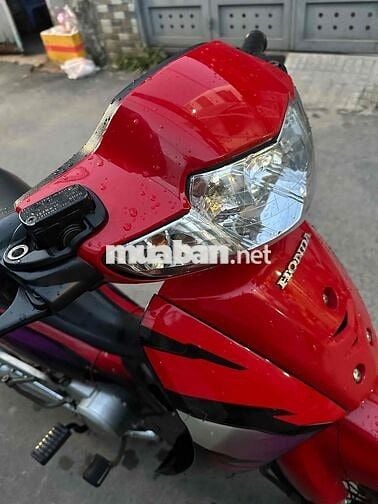 Honda Wave ZX đầu nồi chưa rớt