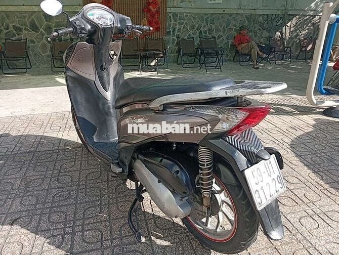 Xe tay ga KYMCO People Fi