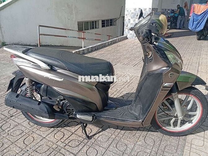 Xe tay ga KYMCO People Fi