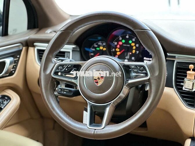 Porsche Macan 2.0 2017 - 1 Tỷ 699 Triệu