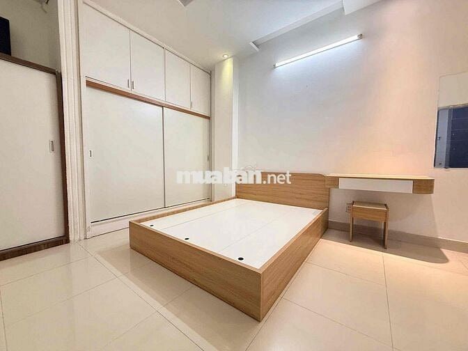 Cho thuê phòng trọ 25m² gần UEF, HUTECH, Hồng Bàng - Bình Thạnh