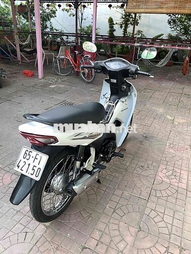 Honda Wave Alpha 110 Trắng
