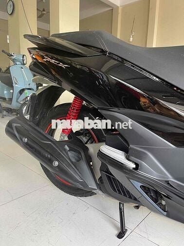 pcx . mẫu đèn less . máy zin im . ko hú. áo đẹp