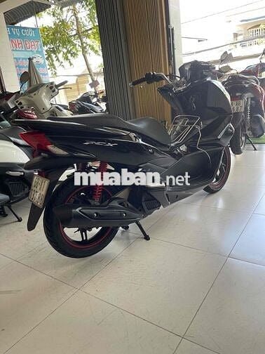 pcx . mẫu đèn less . máy zin im . ko hú. áo đẹp