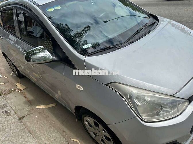 Hyundai i10 2014 Bạc