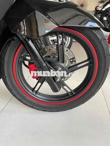 pcx . mẫu đèn less . máy zin im . ko hú. áo đẹp