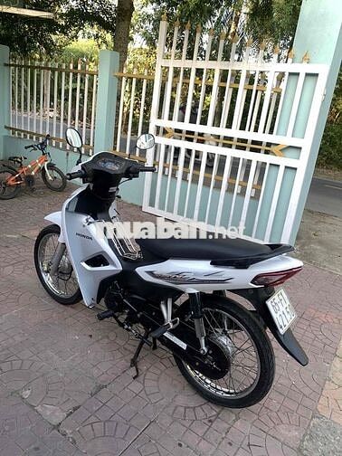 Honda Wave Alpha 110 Trắng