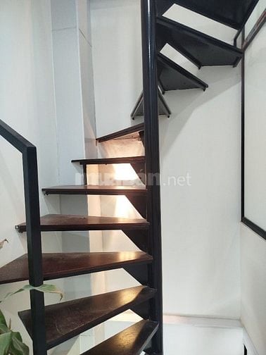 Bán nhà Lĩnh Nam 22mx3 Tầng MT4m ngõ ba gác 2.5 tỷ