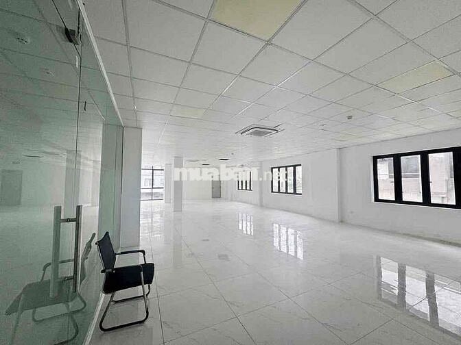 🏢 CHO THUÊ TÒA NHÀ GÓC 2 MẶT TIỀN – ĐƯỜNG CÁCH MẠNG THÁNG TÁM, QUẬN 3