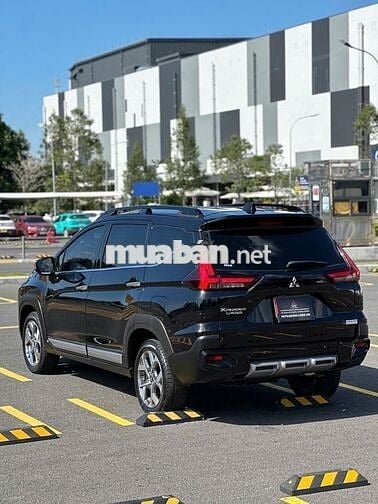 XPANDER CROSS 2024 MÀU ĐEN – SIÊU LƯỚT 18.000 KM