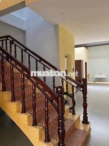 Cho Thuê Nhà Mặt Tiền Lê Chân Phước Tiến Nha Trang Có Thang Máy