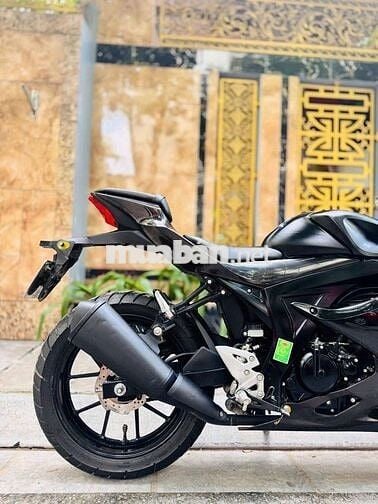 Suzuki GSX R150 2021 Đen Smartkey biển29 đẹp keng 
