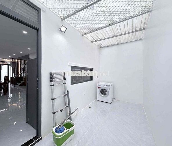 🏡 NHÀ MỚI 100% TRUNG TÂM THÀNH PHỐ – FULL NỘI THẤT CAO CẤP – CHỈ XÁCH