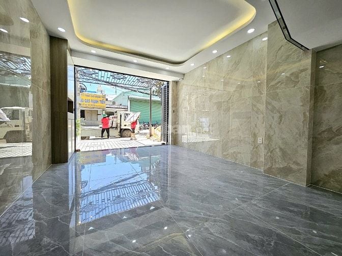 Nhà phố đúc 7 tầng, Mặt Tiền Đường 12m - Tân Thới Nhất 02, Quận 12