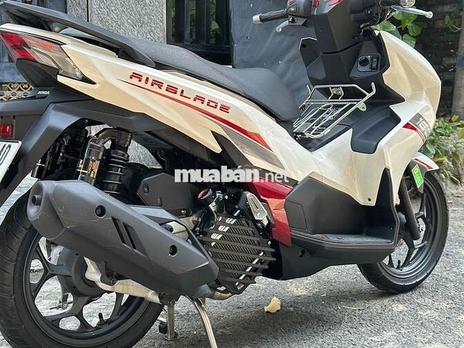 Honda Air Blade 160 2026 Trắng đỏ 13796 km