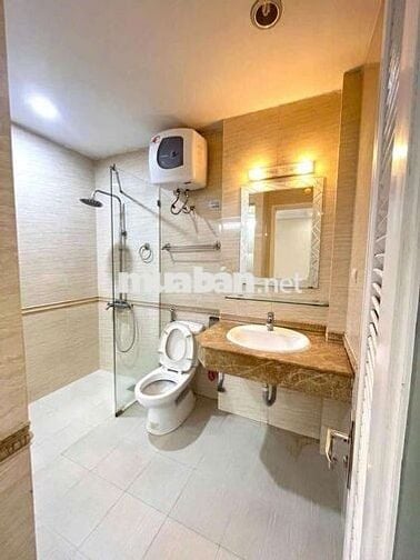 Cho thuê nhà Đội Cấn 40m², 5 tầng, 3PN, thông sàn, 13 triệu/tháng