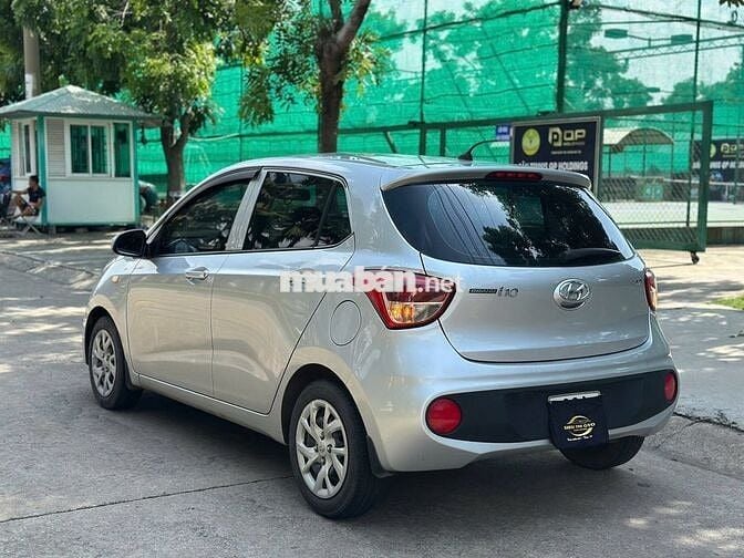 Hyundai I10 hatback 1.2 MT Base 2019 Bạc