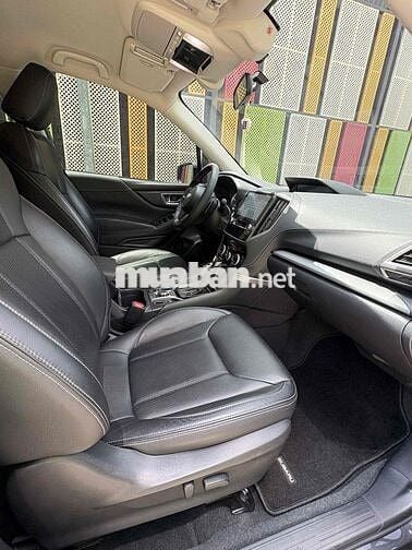 Subaru Forester 2.0IS Eyesight AWD 2019 Xám Nhập