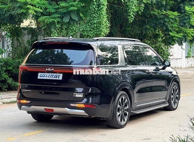 Kia Carnival 2.2D Signature  sản xuất 2024