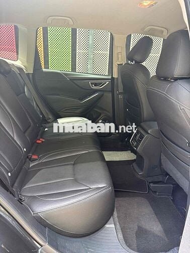 Subaru Forester 2.0IS Eyesight AWD 2019 Xám Nhập