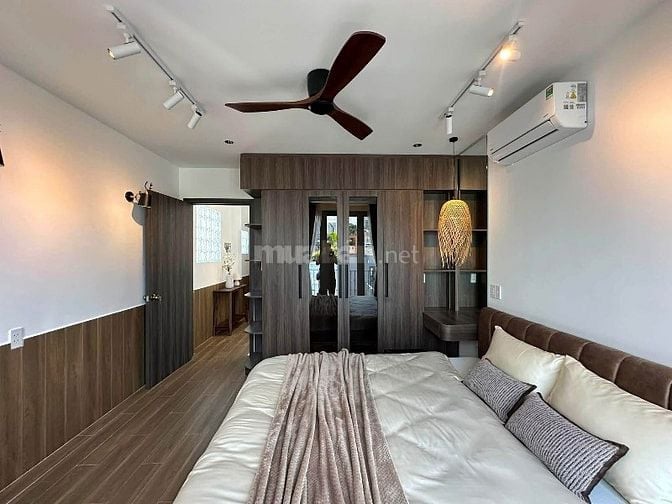 Chính chủ bán nhà hxh Thoại Ngọc Hầu Q.Tân Phú - 4m x 12m - 5PN 4WC