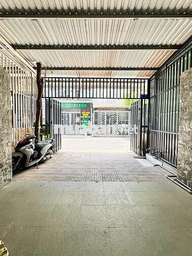 Cho thuê nhà nguyên căn Thuận Giao gần chợ đêm Hòa Lân full nội thất 