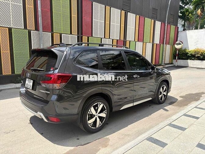 Subaru Forester 2.0IS Eyesight AWD 2019 Xám Nhập