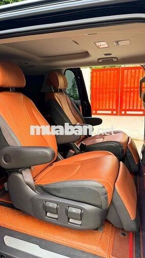 Kia Carnival 2.2D Signature  sản xuất 2024