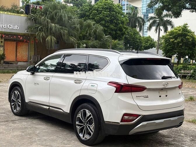 SANTAFE Premium full xăng 2019 chạy 6 vạn 9