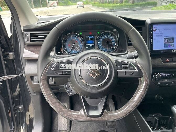 Suzuki Ertiga 2023 1.5 AT Hybrid Đen