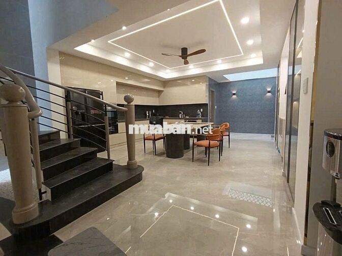 👉 NHÀ RỘNG HXH CỬU LONG_Q.TB_8x20m, TRỆT 3 LẦU, SẴN MÁY LẠNH.