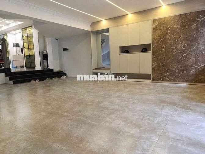 👉 NHÀ RỘNG HXH CỬU LONG_Q.TB_8x20m, TRỆT 3 LẦU, SẴN MÁY LẠNH.