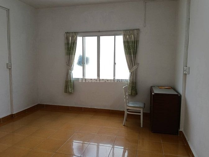 Giá 5tr / tháng, cọc 1 tháng.  Liện hệ chính chủ. 0933954377  Cần cho 