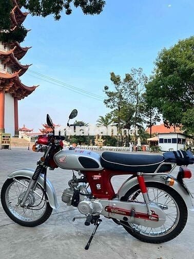 Detech 67 Đỏ, Bạc 2000 km