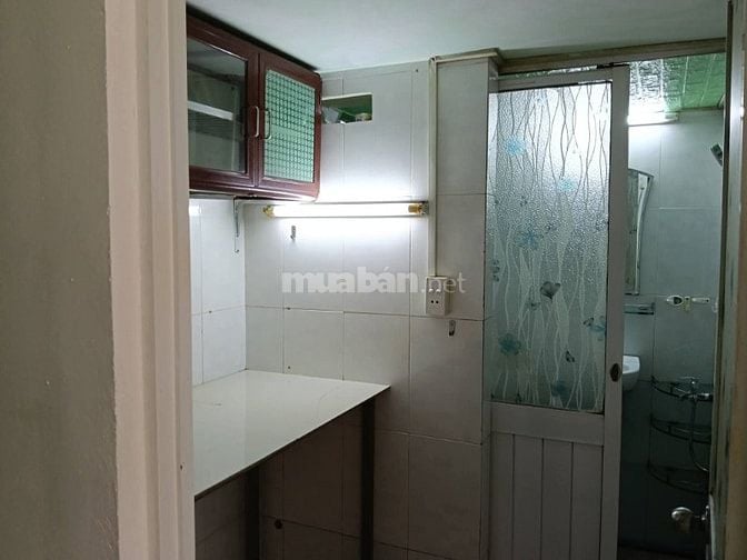 Giá 5tr / tháng, cọc 1 tháng.  Liện hệ chính chủ. 0933954377  Cần cho 