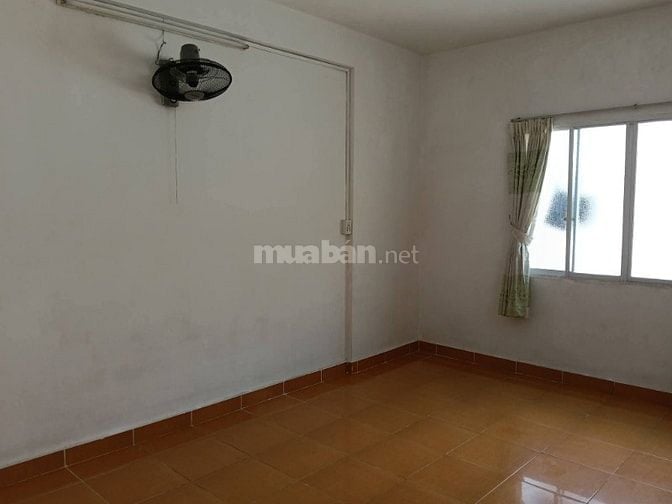 Giá 5tr / tháng, cọc 1 tháng.  Liện hệ chính chủ. 0933954377  Cần cho 