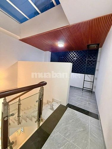 Cho thuê nhà nguyên căn đường số 8 gò vấp , 1 trệt 3 lầu 4 pn, giá 18 
